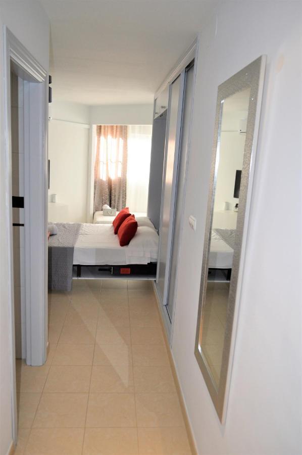 Studio In The Center Of Torremolinos Apartment Exterior photo